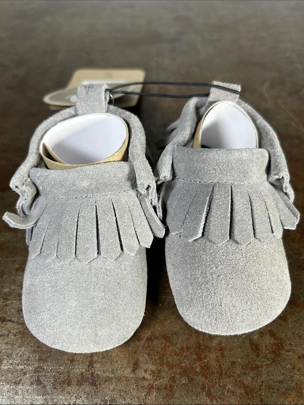 BearPaw Light Grey Fringe Suede Baby Moccasins Baby’s Size 0-6 months